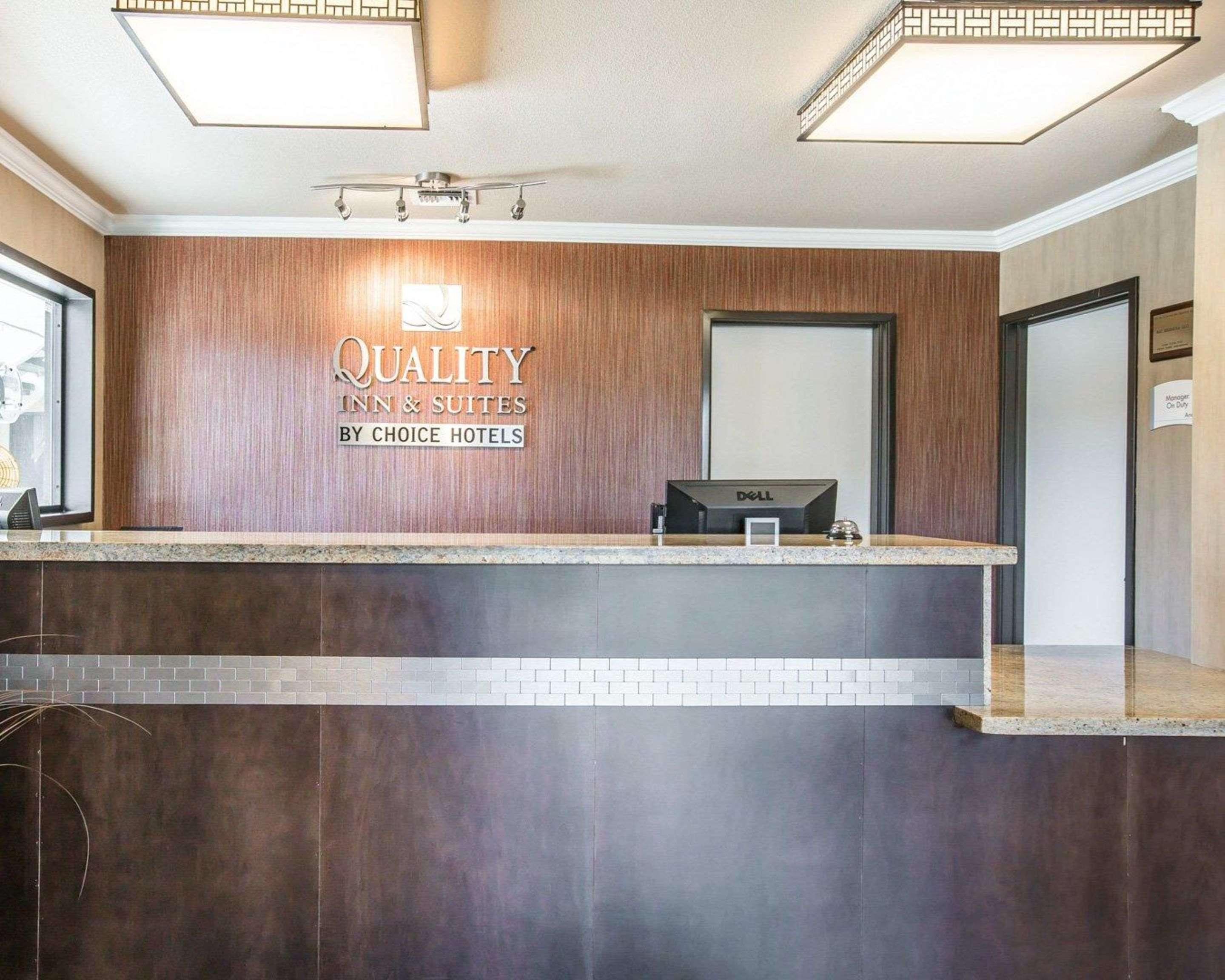 Quality Inn & Suites Woodland - Sacramento Airport Bagian luar foto